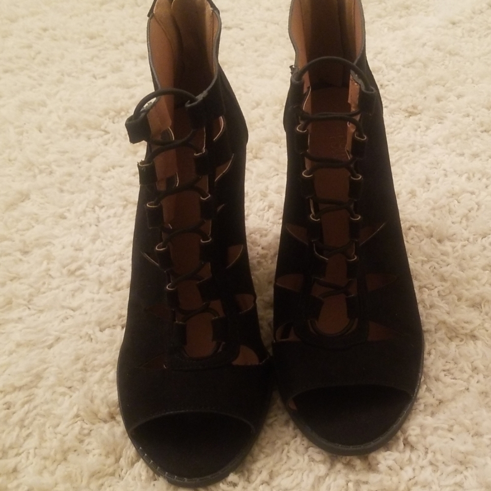 Charlotte Russe Open Toe shoe
